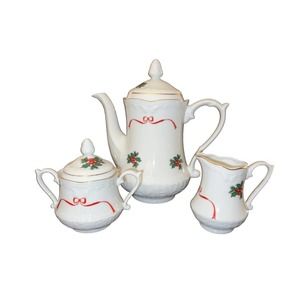 Great Condition! Vintage Wtoctawek Christmas Tea Set!